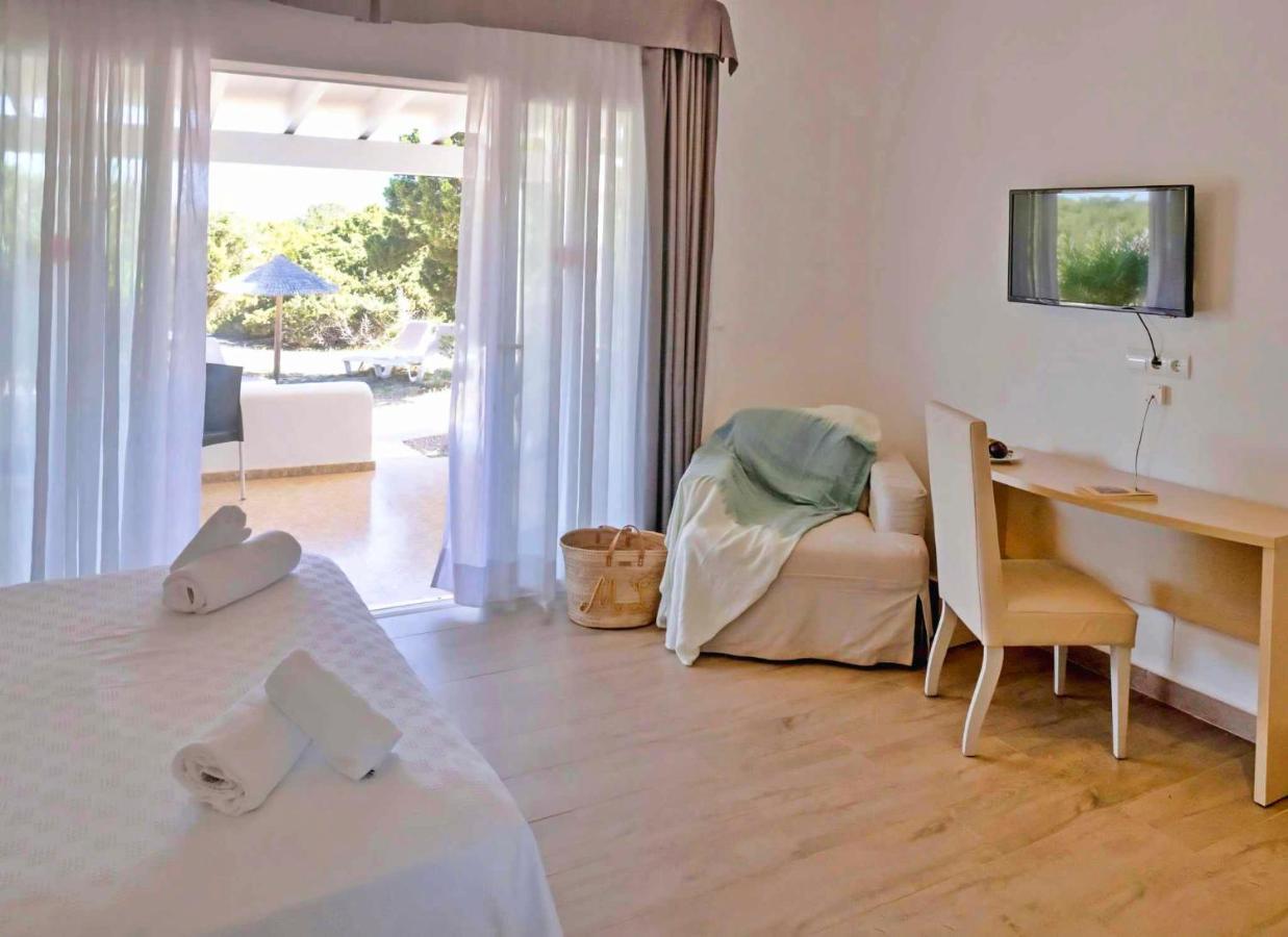 Roquetes Bungalows - Formentera Break Es Pujols Exteriör bild