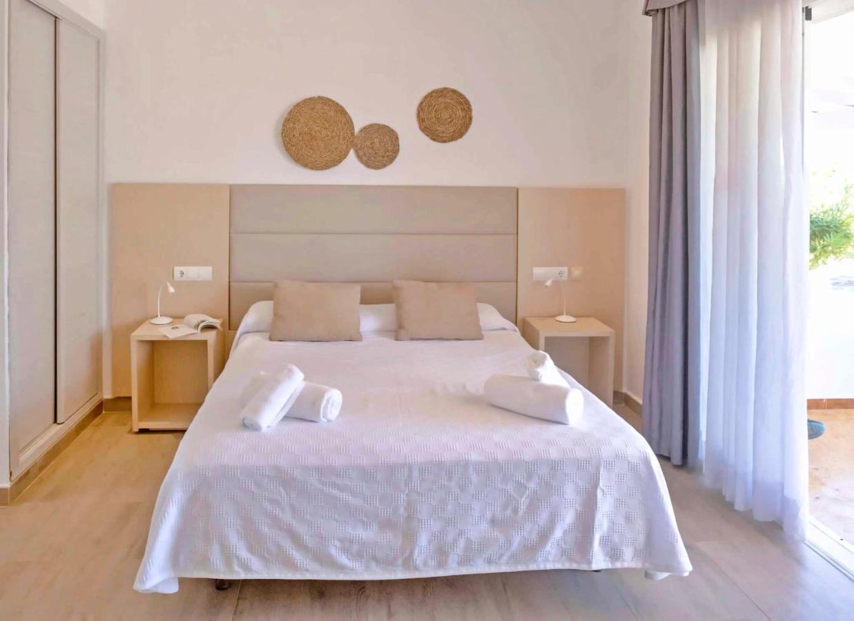 Roquetes Bungalows - Formentera Break Es Pujols Exteriör bild