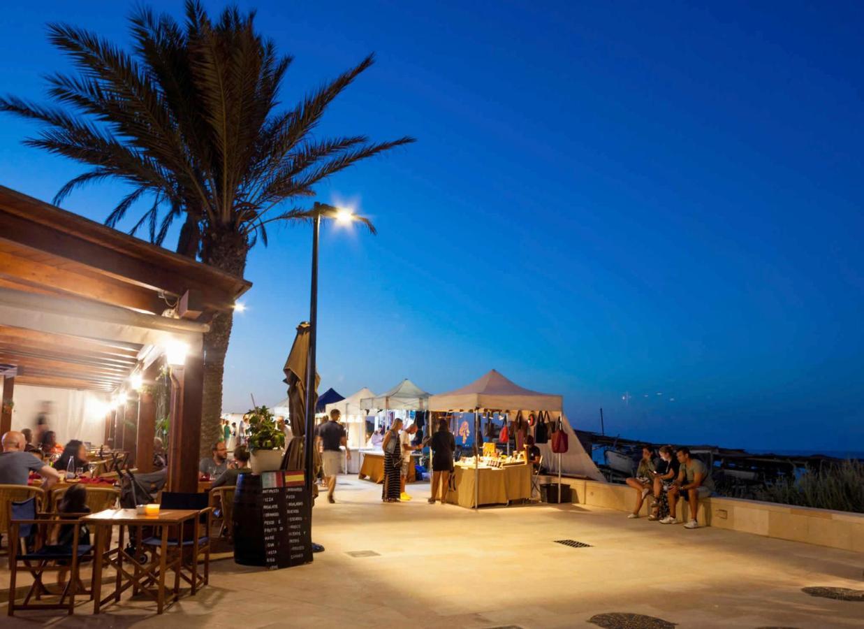 Roquetes Bungalows - Formentera Break Es Pujols Exteriör bild